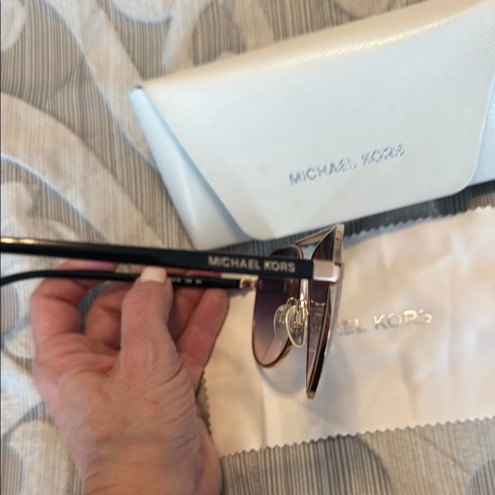 Michael Kors Aviator Sunglasses with Case - Picture 6 of 6